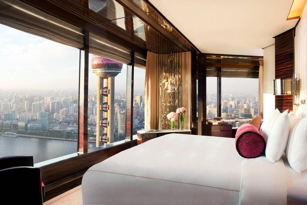 The Ritz-Carlton Shanghai, Pudong Exterior photo