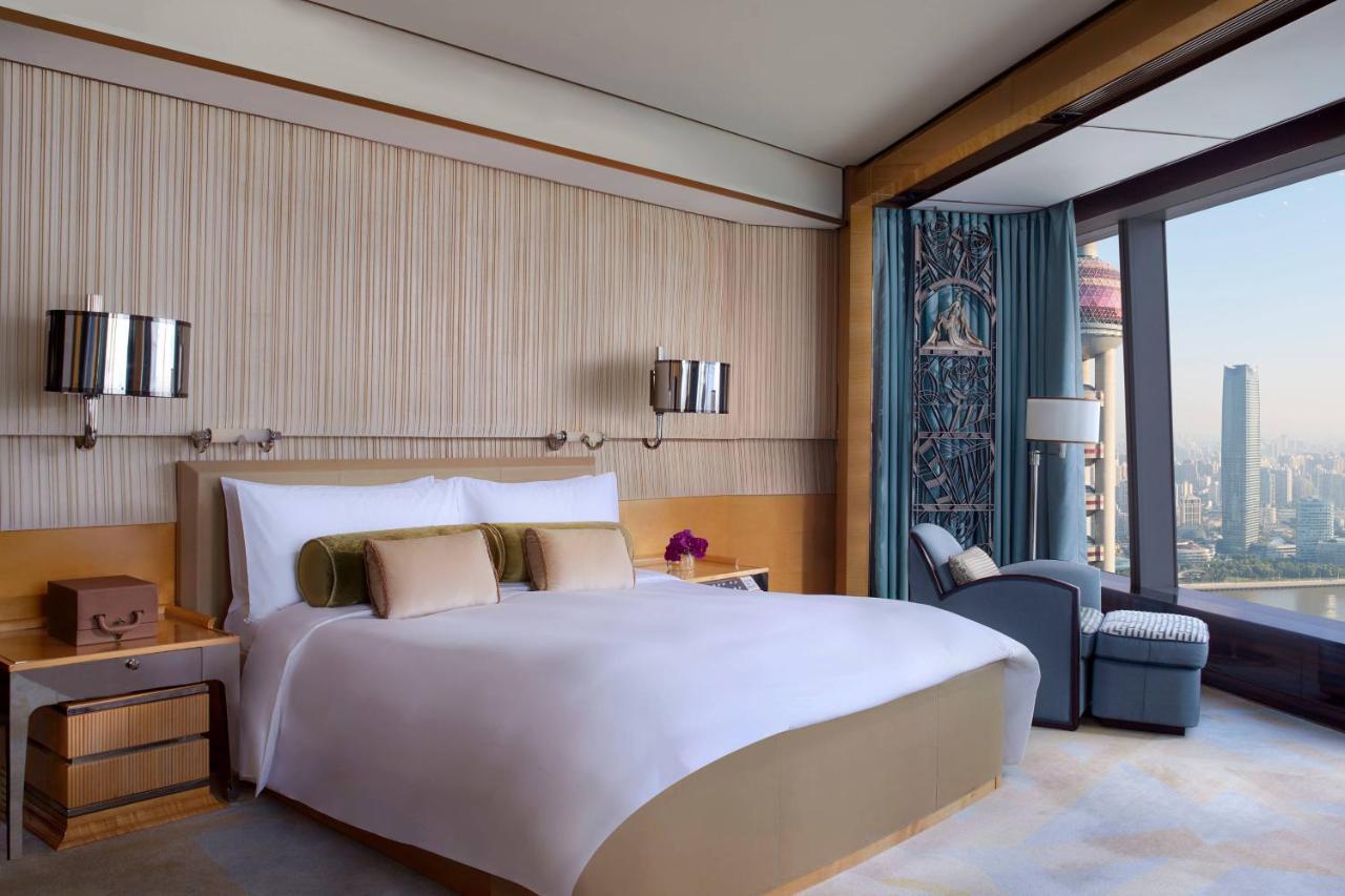 The Ritz-Carlton Shanghai, Pudong Exterior photo