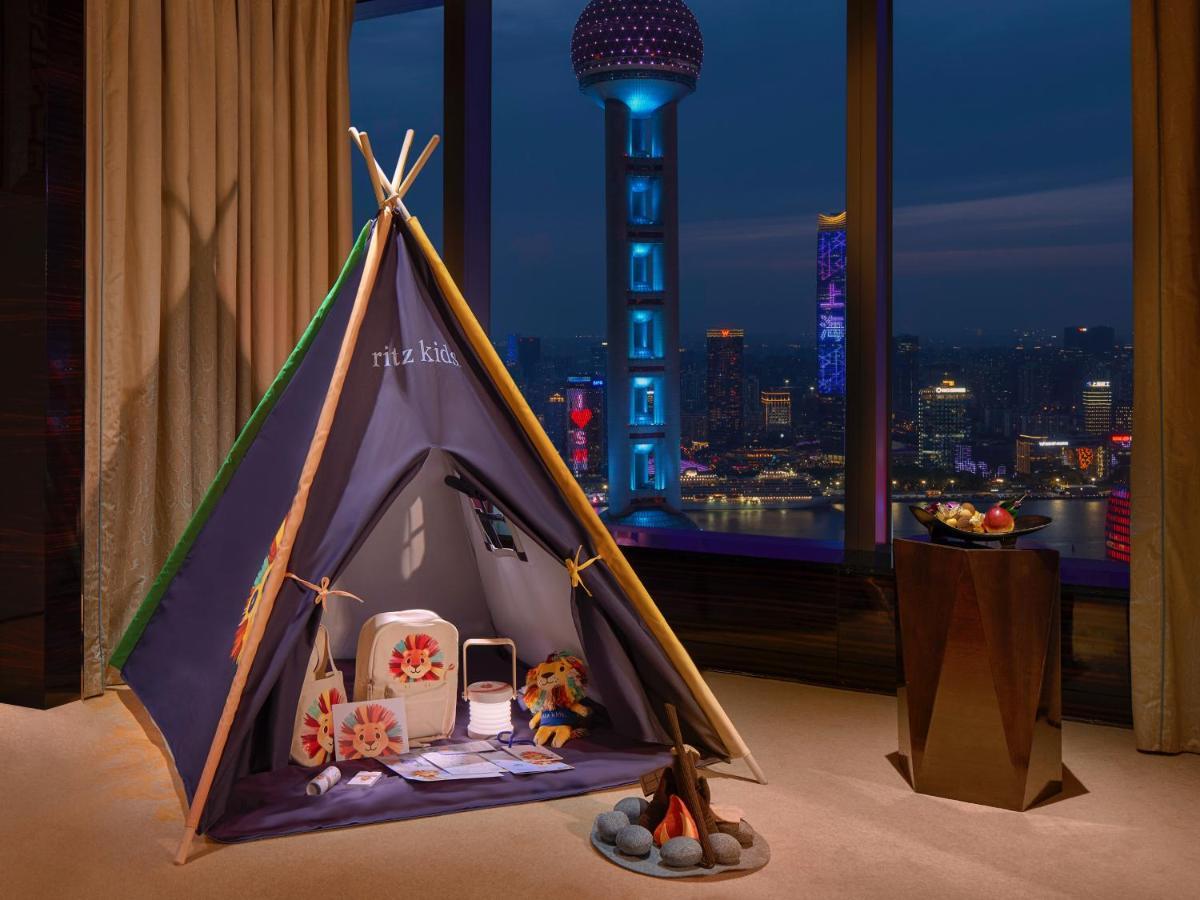 The Ritz-Carlton Shanghai, Pudong Exterior photo